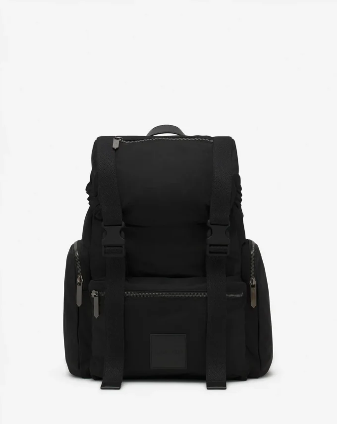 Curb-ryggsäck i återvunnen nylon