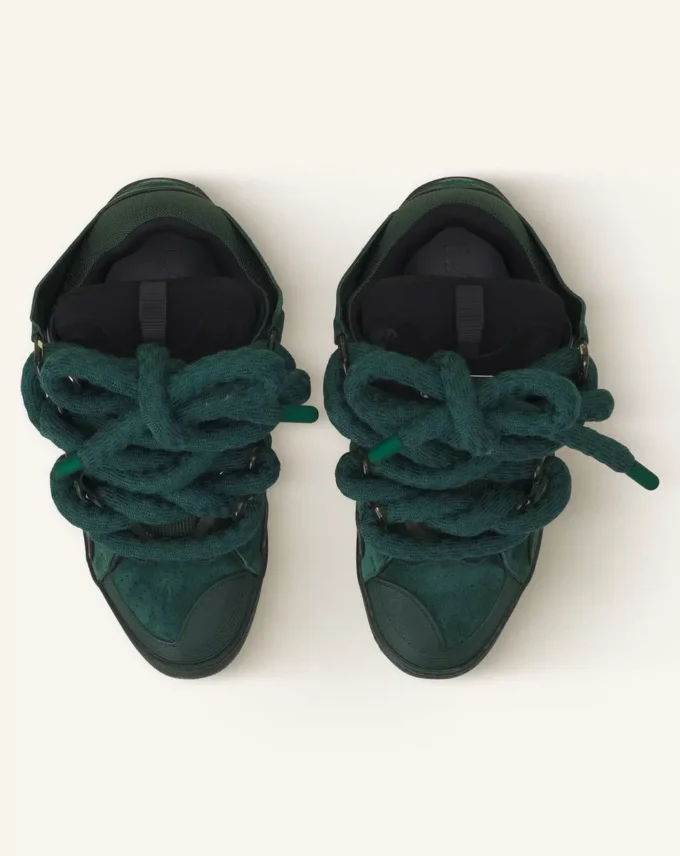 Curb Sneakers i läder med ormskinnssnören Curb Sneakers i läder med ormskinnssnören