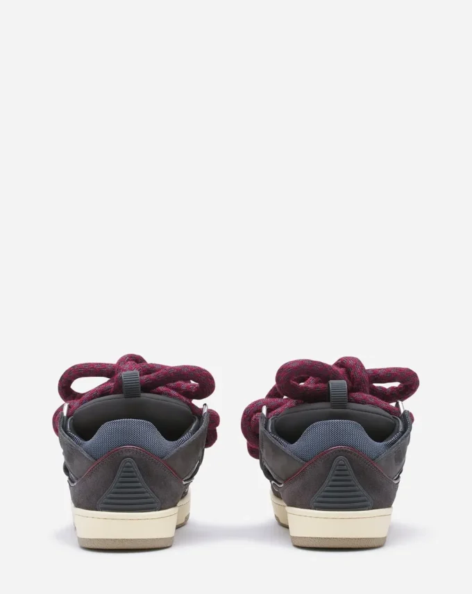 Curb Sneakers i läder med ormskinnssnören Curb Sneakers i läder med ormskinnssnören