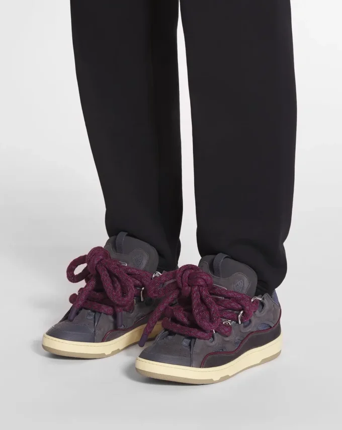 Curb Sneakers i läder med ormskinnssnören