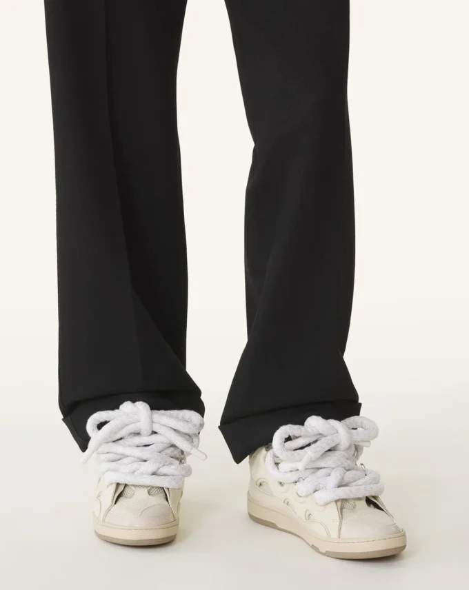 Curb Sneakers i läder med ormskinnssnören Curb Sneakers i läder med ormskinnssnören
