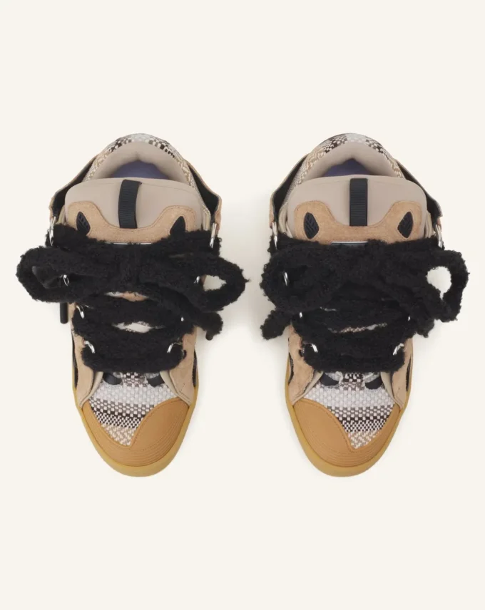 Curb Suede Sneakers med mesh-skosnören Curb Suede Sneakers med mesh-skosnören