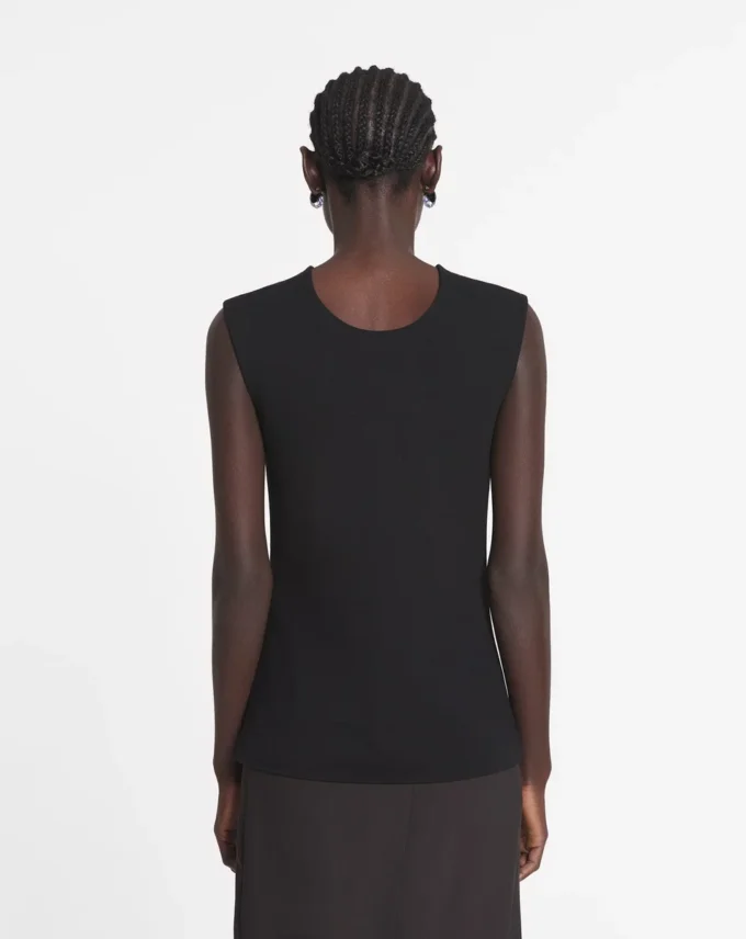 Jersey-top med djup urringning Jersey-top med djup urringning