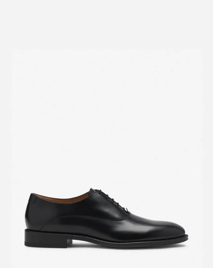 Lanvin signaturläderskor i oxfordstil Lanvin signaturläderskor i oxfordstil