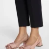 Läderballerinaskor med klack och slingback Läderballerinaskor med klack och slingback