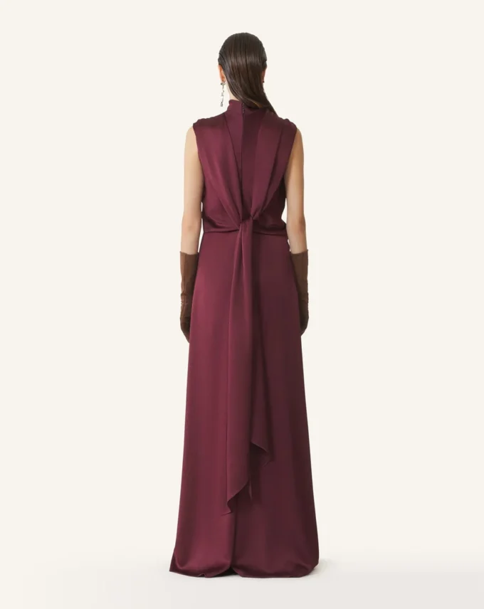 Lång jumpsuit i satin Lång jumpsuit i satin