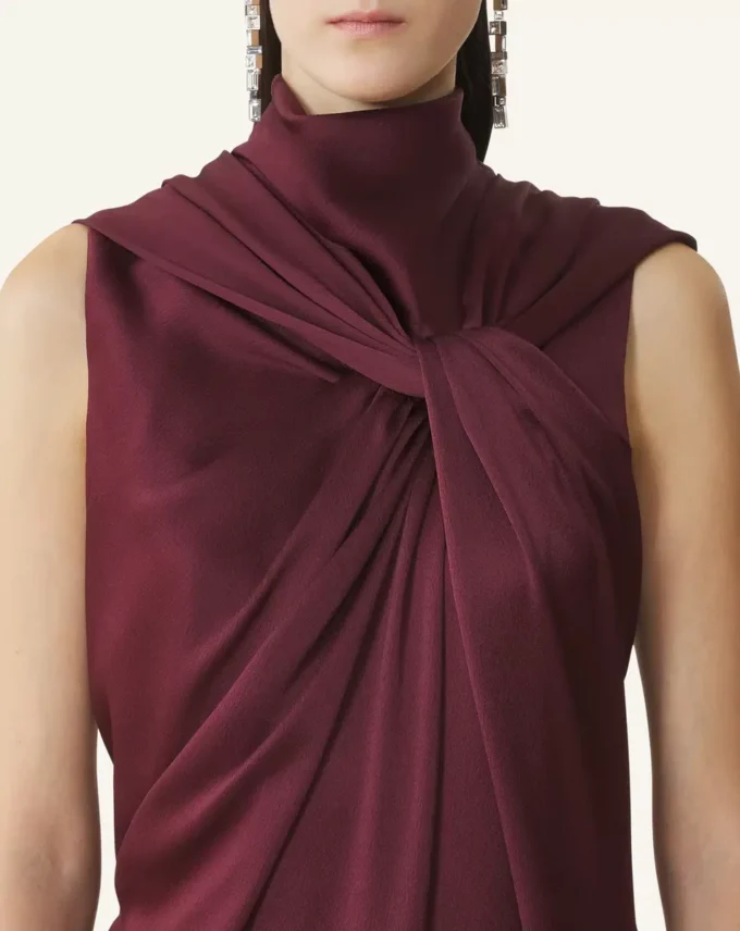 Lång jumpsuit i satin Lång jumpsuit i satin