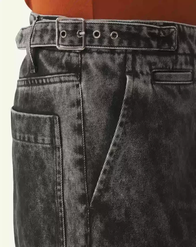 Löst sittande tvättade jeansbyxor Löst sittande tvättade jeansbyxor