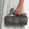 Medium Pencil Cat-väska i python