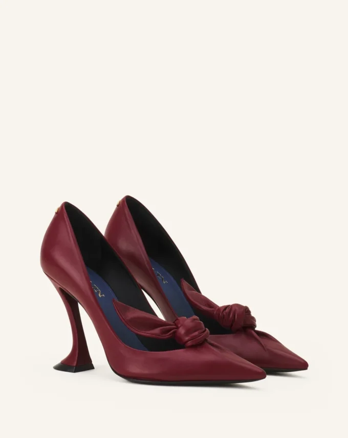 Midnight Step läderpumps med rosett Midnight Step läderpumps med rosett