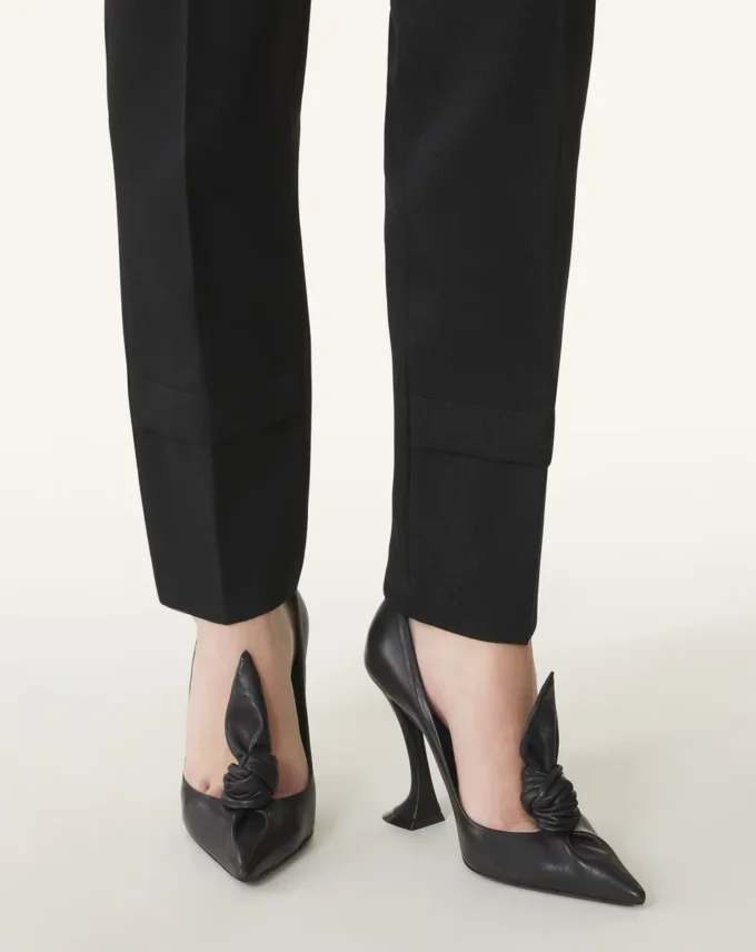 Midnight Step läderpumps med rosett Midnight Step läderpumps med rosett