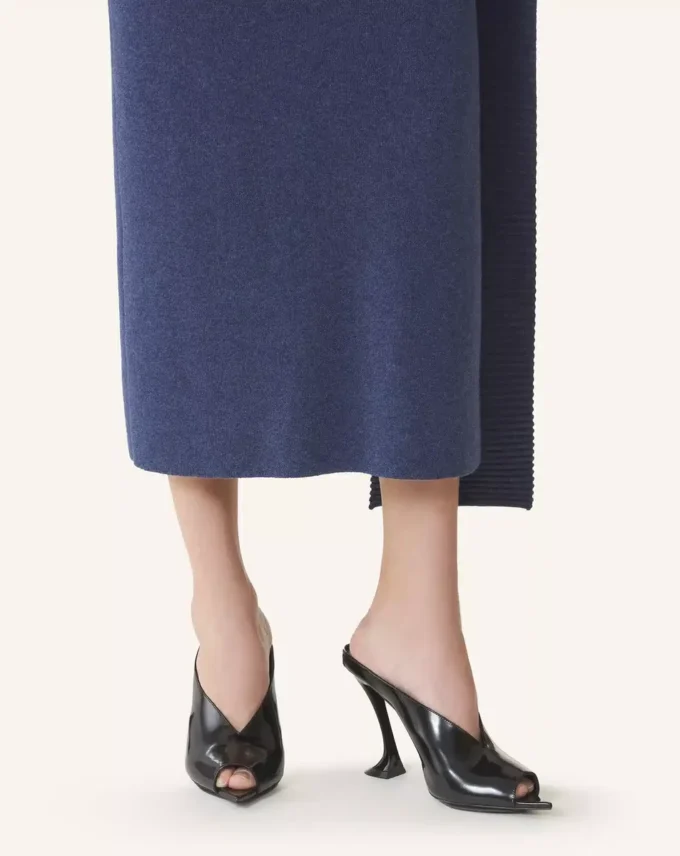 Midnight Step Mule i lackläder