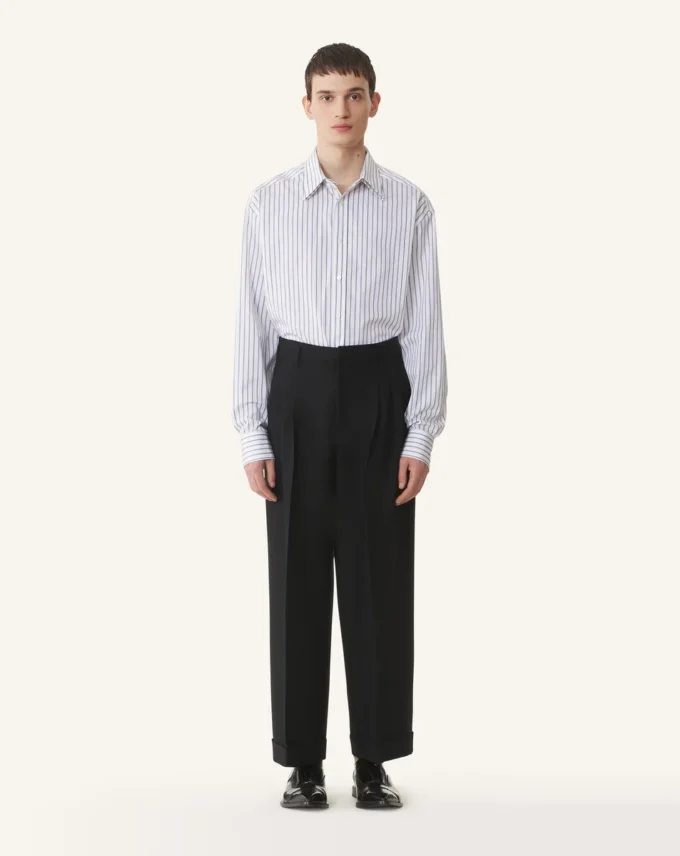 Oversized randig skjorta i bomullspoplin Oversized randig skjorta i bomullspoplin