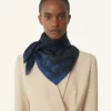Silkescarf med leopardmönster Silkescarf med leopardmönster