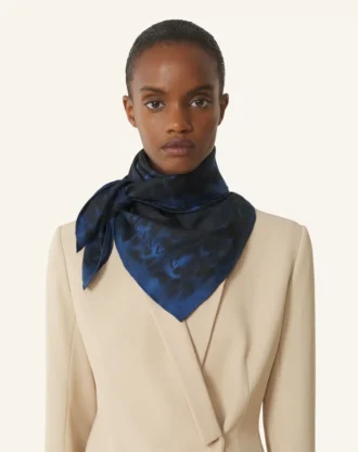 Silkescarf med leopardmönster