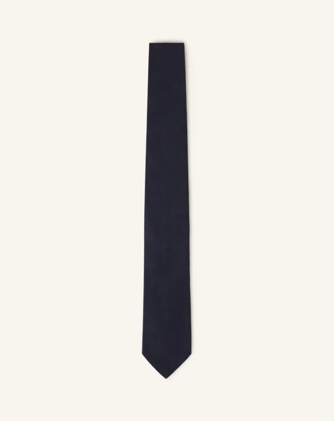 Slips i slät silkespiké