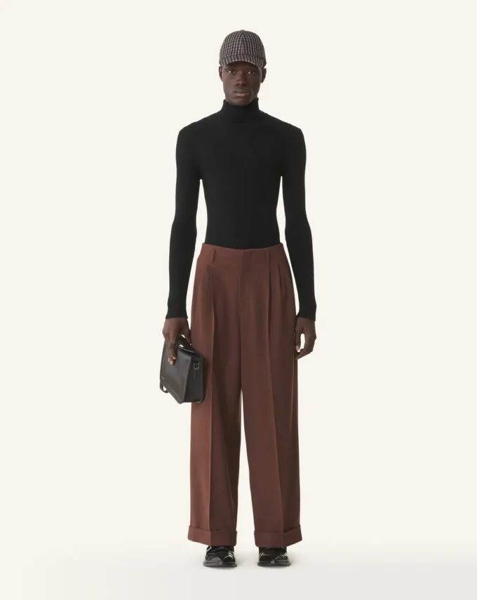 Turtleneck-tröja i merinoull och silke Turtleneck-tröja i merinoull och silke