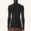 Turtleneck-tröja i merinoull och silke Turtleneck-tröja i merinoull och silke