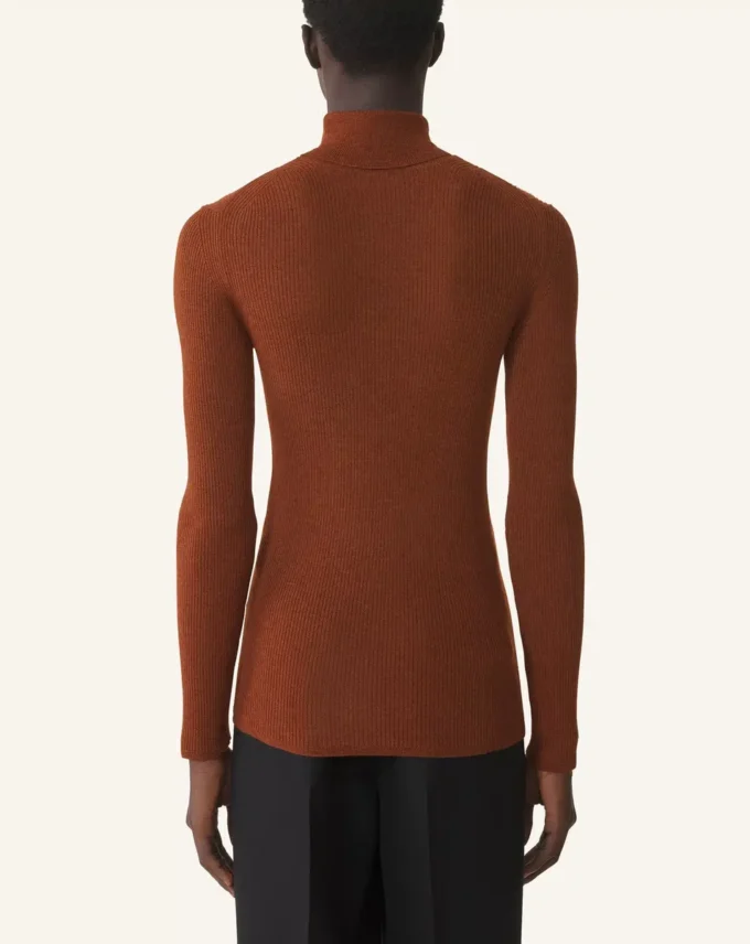 Turtleneck-tröja i merinoull och silke Turtleneck-tröja i merinoull och silke